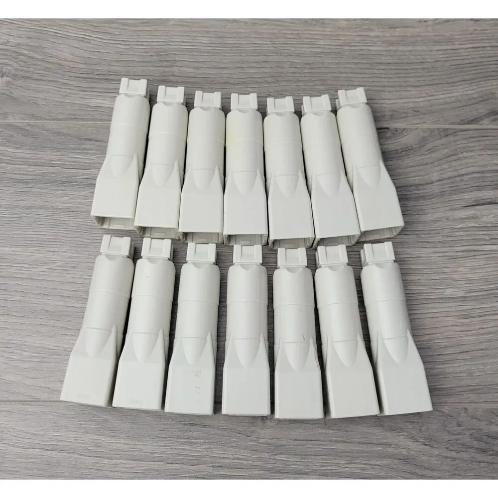 VTG 2004 Fisher Price GeoTrax Set of 7 Track Risers Support Columns Discontinued